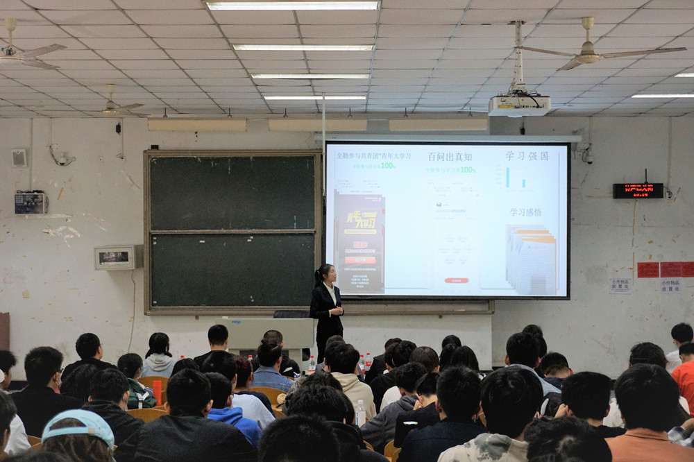 yl34511线路中心举办“十佳班集体”评选暨班级风采展初赛1_副本.jpg yl34511线路中心举办“十佳班集体”评选暨班级风采展初赛1_副本.jpg